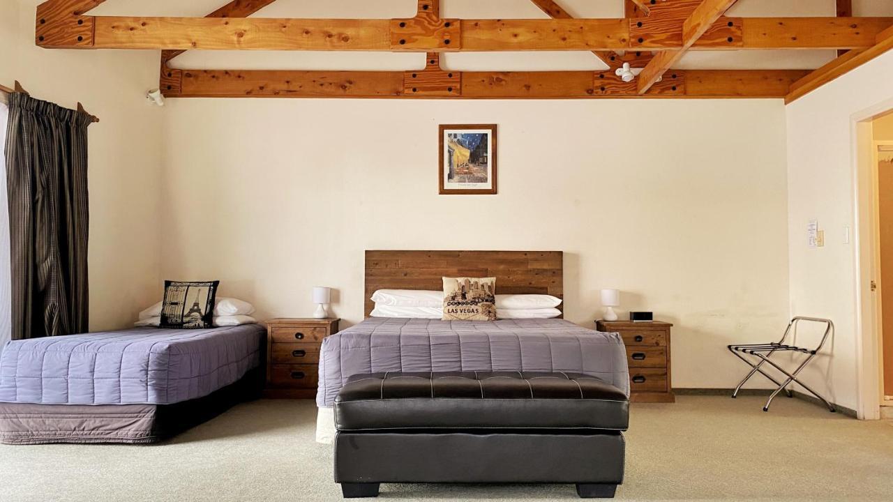 Rotorua Coachman Spa Motel Bagian luar foto