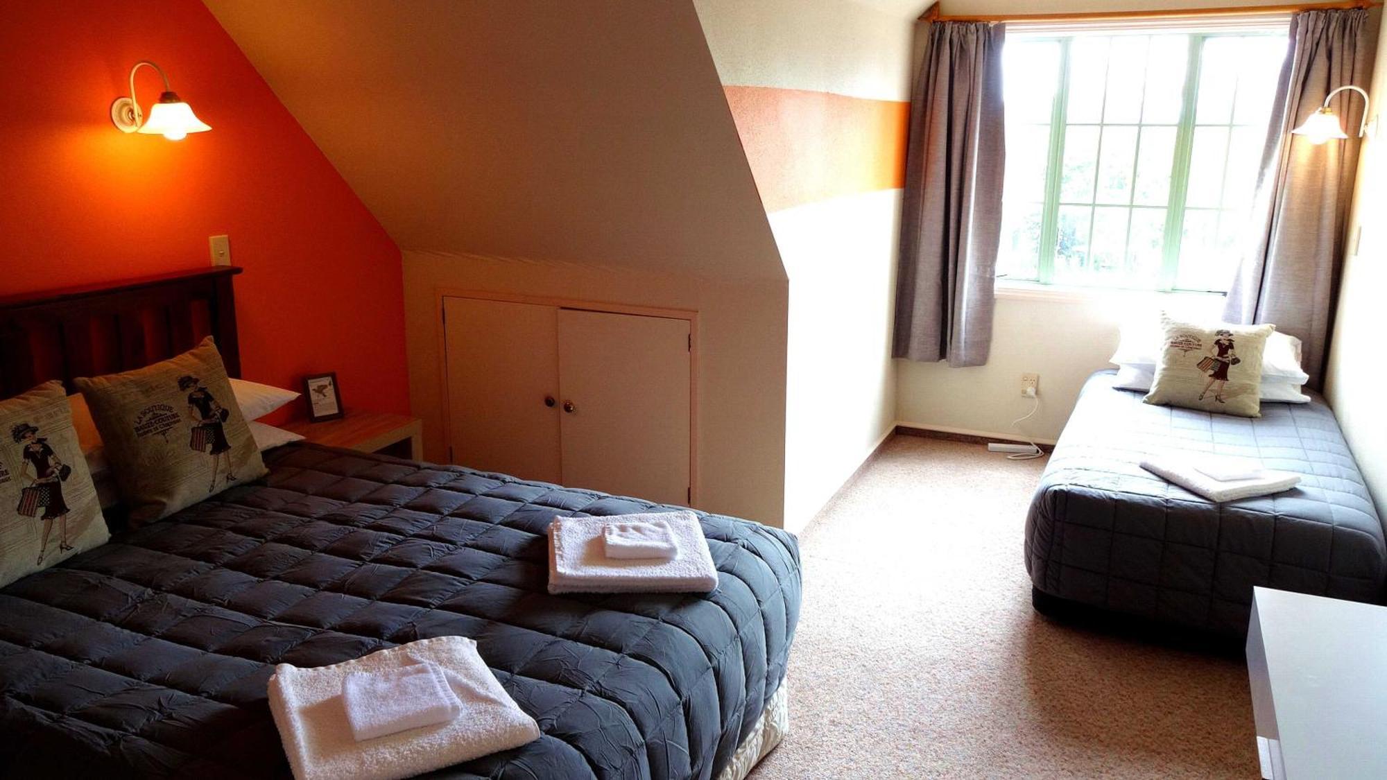 Rotorua Coachman Spa Motel Ruang foto